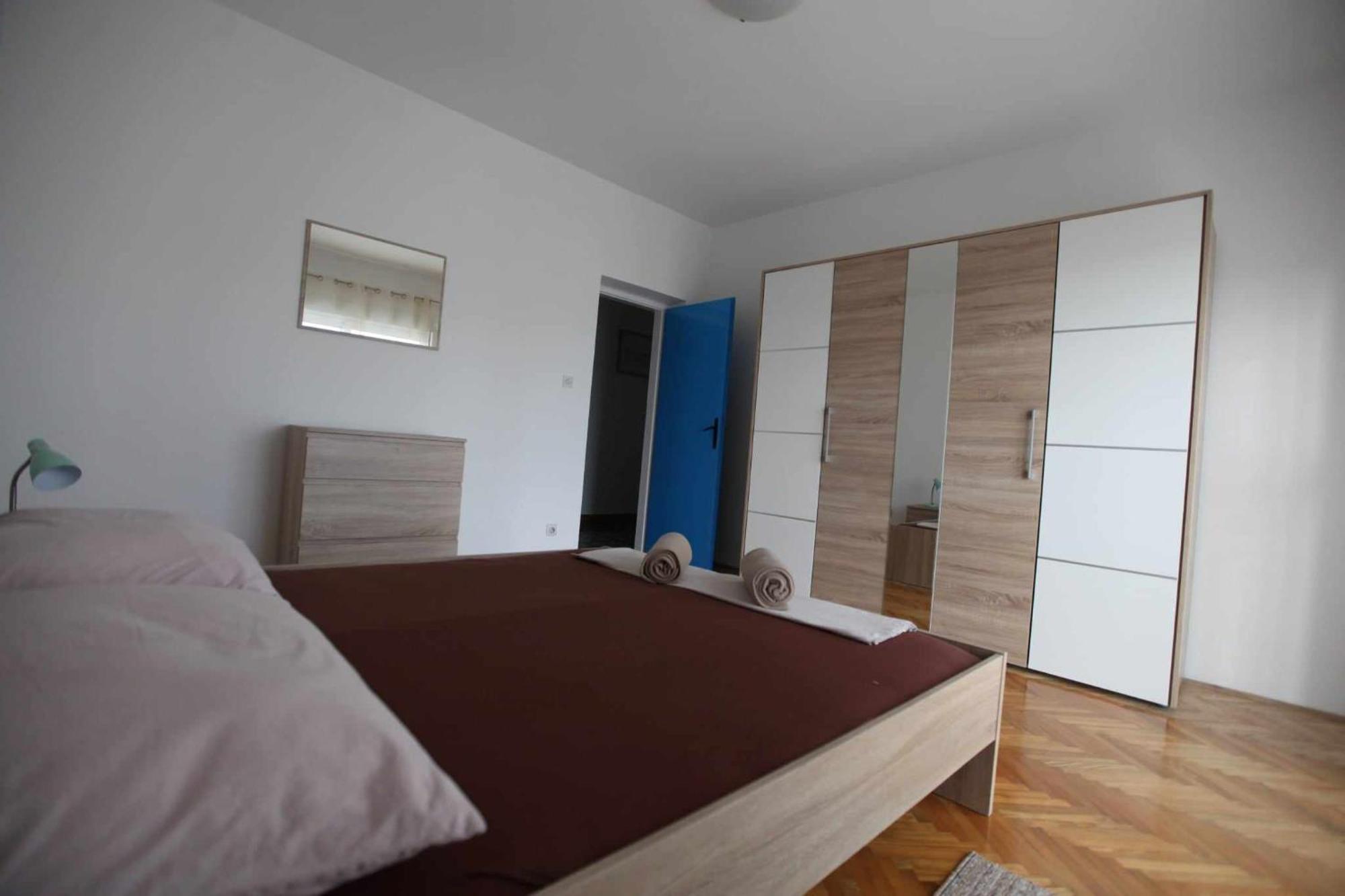 Apartmani Ivana Трогир Экстерьер фото