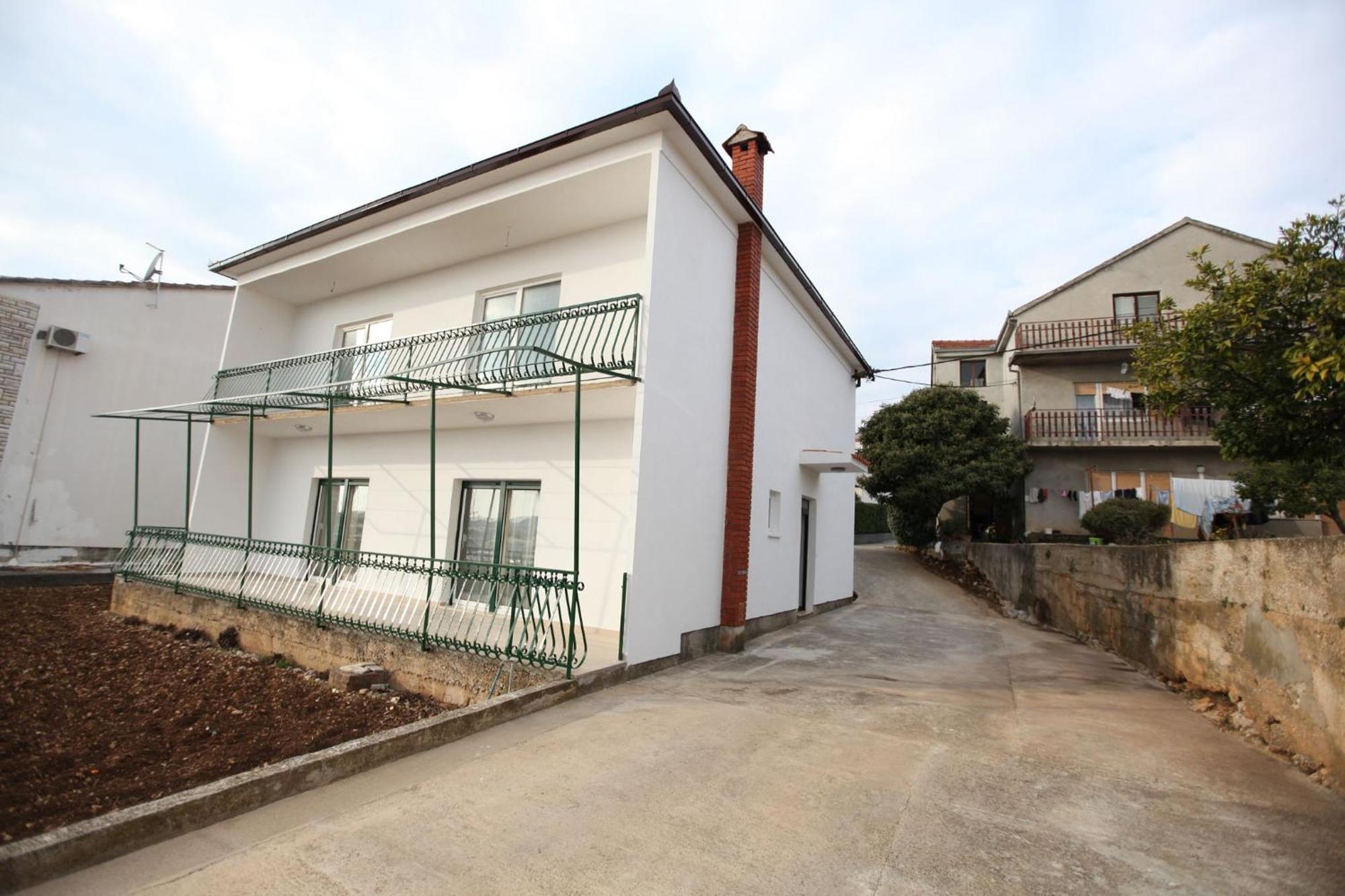 Apartmani Ivana Трогир Экстерьер фото